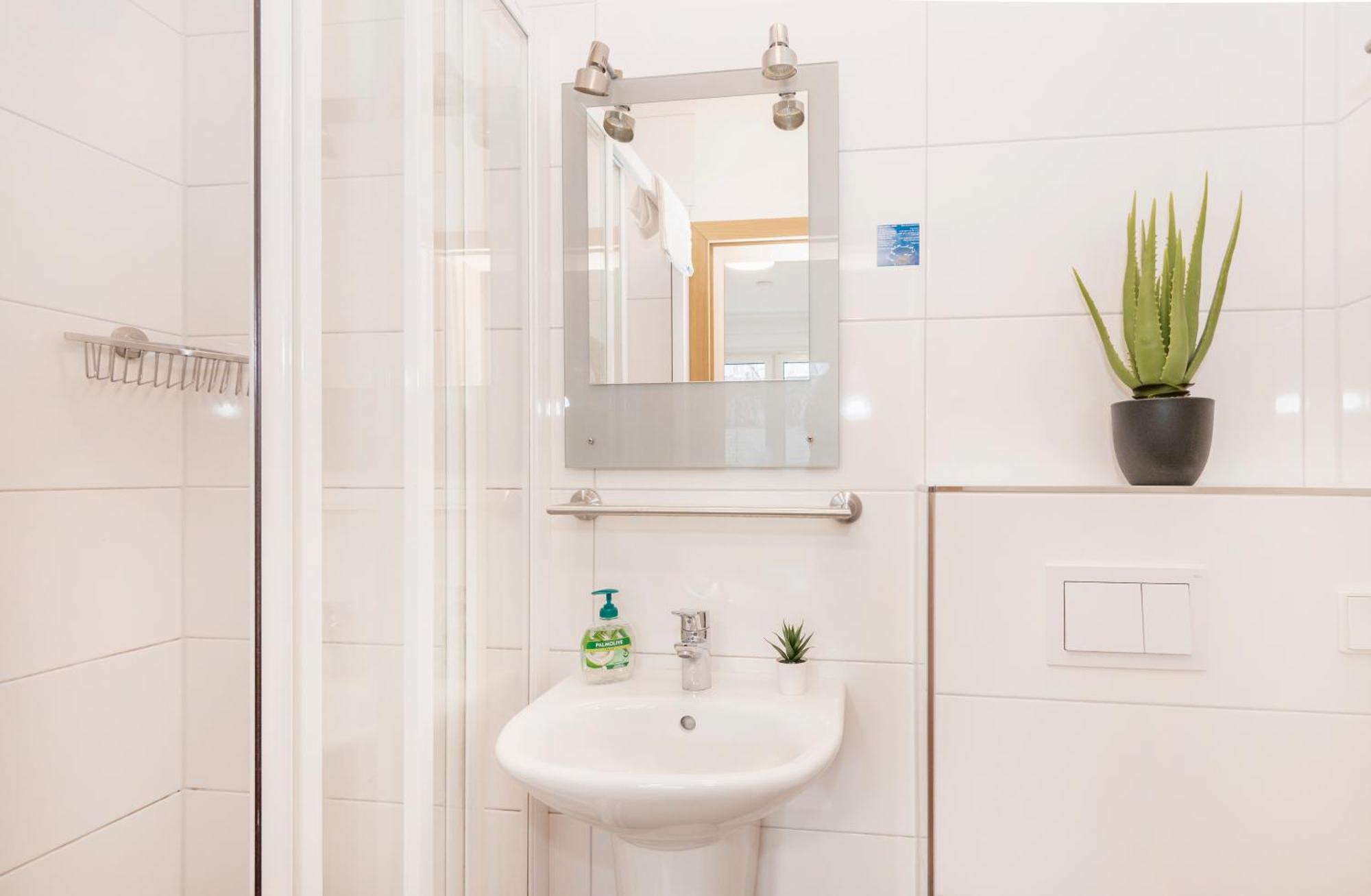 Kurzzeitglueck 24H Self Check-In E02 Apartment Essen Luaran gambar